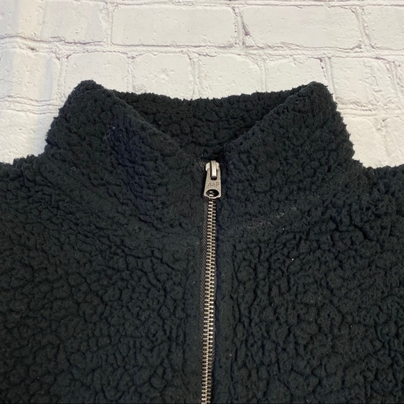 Teddy Pull Over - Picture 3 of 4